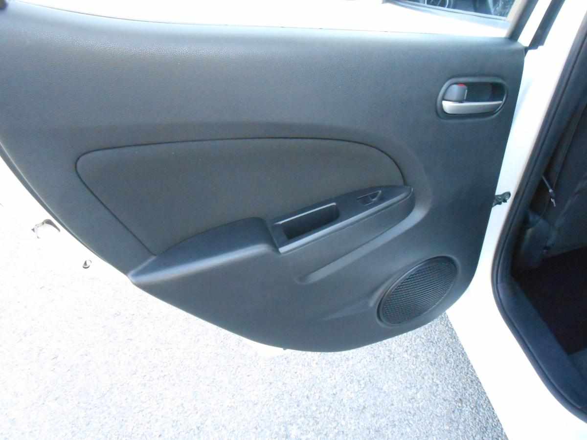 mazda-2-1-3-2011-gasolina-1349cc