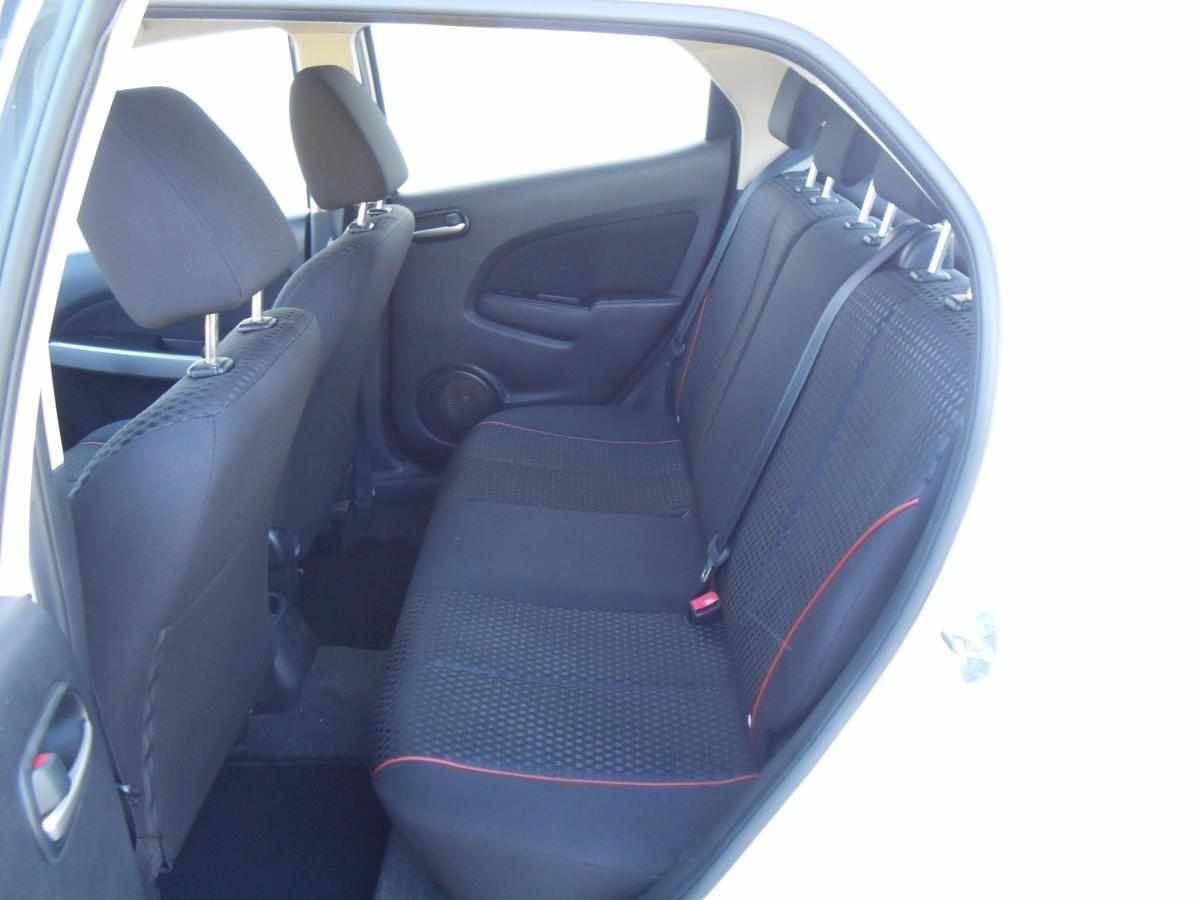 mazda-2-1-3-2011-gasolina-1349cc