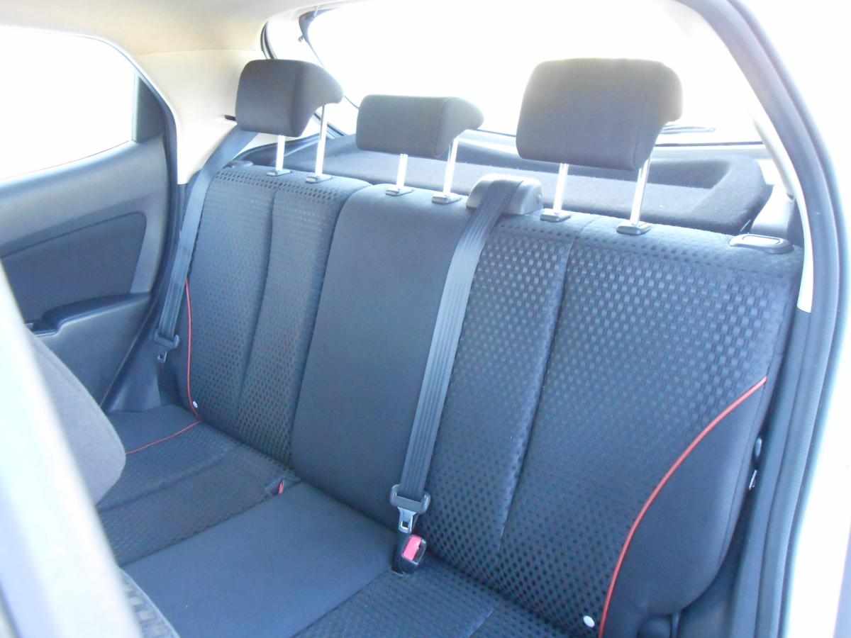 mazda-2-1-3-2011-gasolina-1349cc