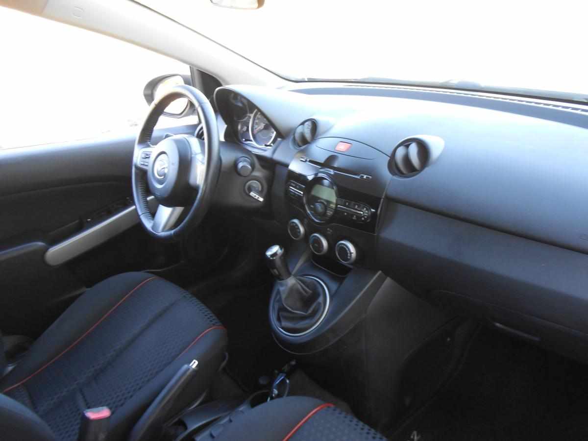 mazda-2-1-3-2011-gasolina-1349cc