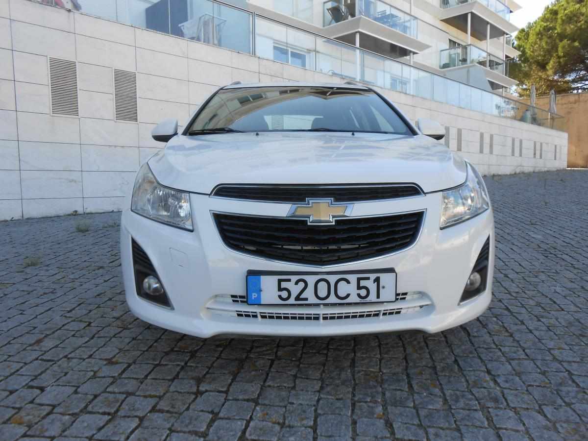 chevrolet-cruze-1-7-td-vcdi-awd-2013-diesel-1686cc