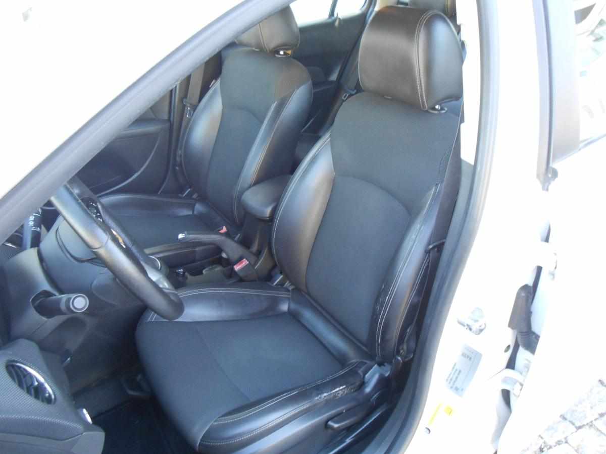 chevrolet-cruze-1-7-td-vcdi-awd-2013-diesel-1686cc