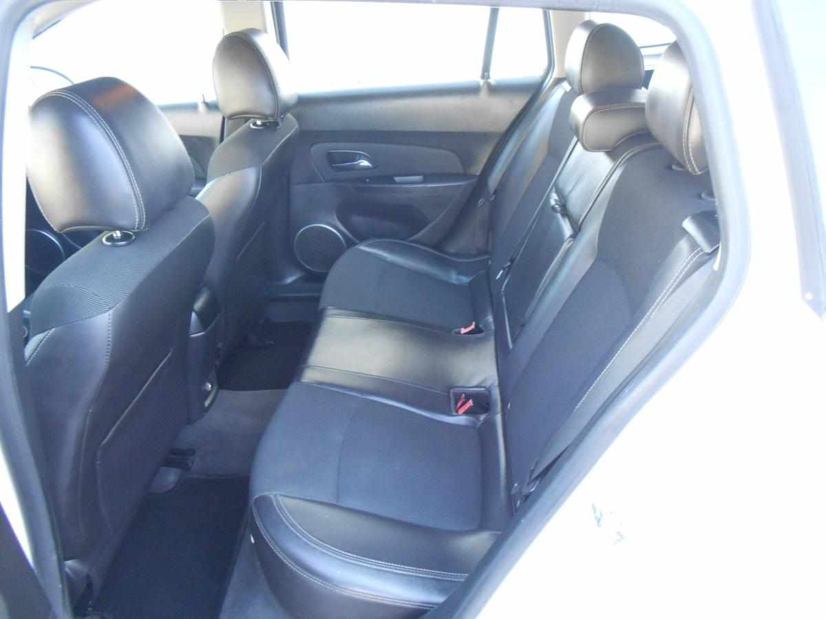 chevrolet-cruze-1-7-td-vcdi-awd-2013-diesel-1686cc