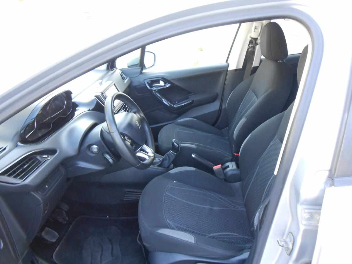 peugeot-208-1-4-hdi-2014-diesel-1398cc