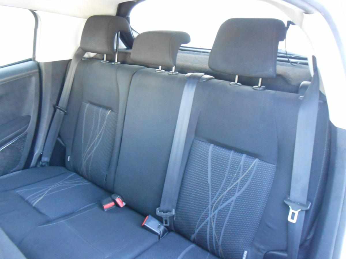 peugeot-208-1-4-hdi-2014-diesel-1398cc