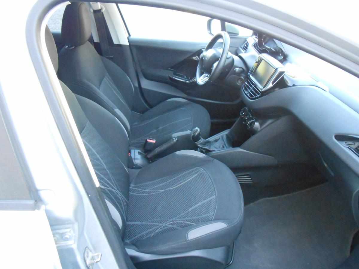 peugeot-208-1-4-hdi-2014-diesel-1398cc