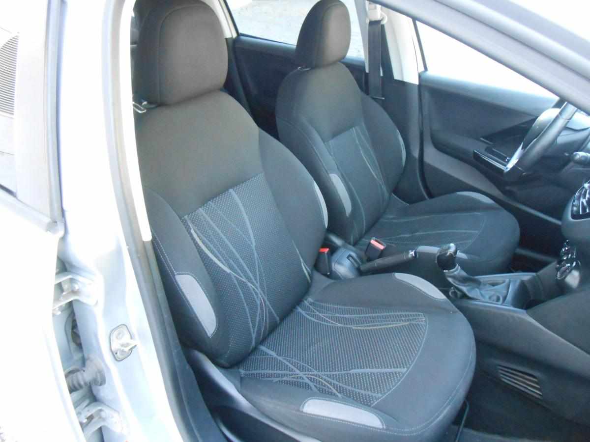 peugeot-208-1-4-hdi-2014-diesel-1398cc