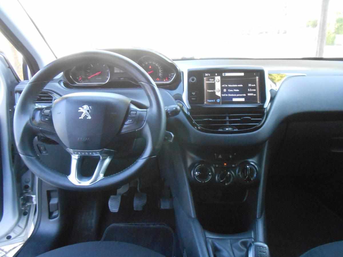 peugeot-208-1-4-hdi-2014-diesel-1398cc