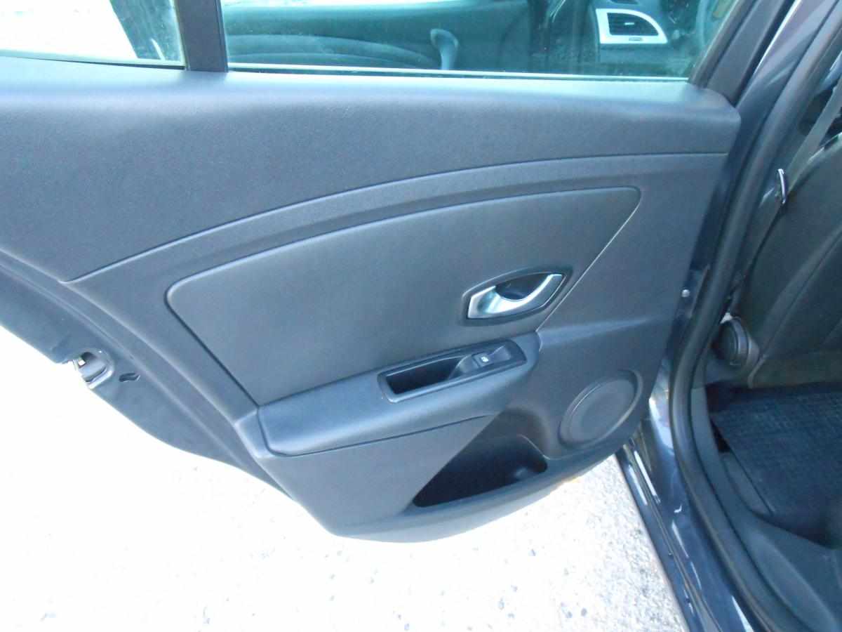 renault-megane-1-5-dci-2011-diesel-1461cc