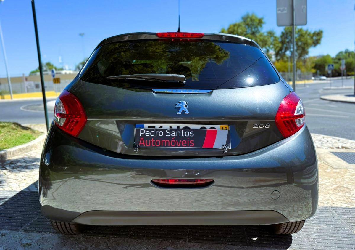 peugeot-208-2013-gasolina-1199cc