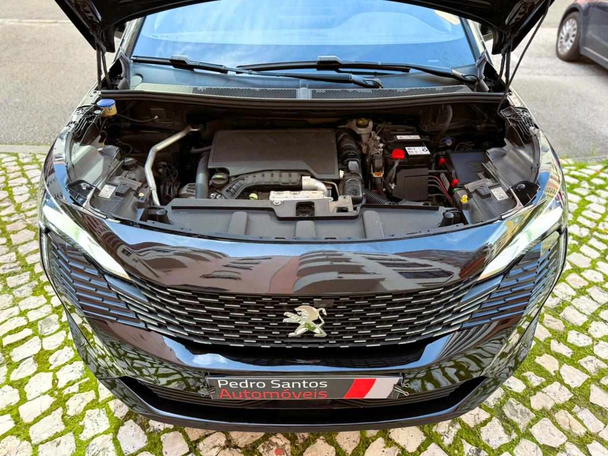peugeot-5008-2023-gasolina-1199cc
