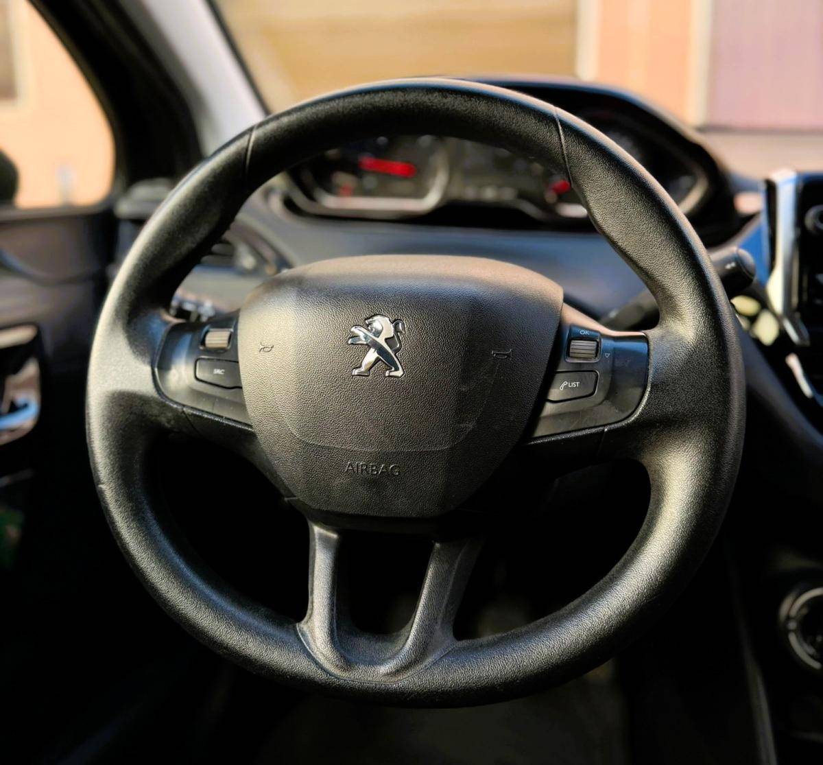 peugeot-208-2012-diesel-1398cc