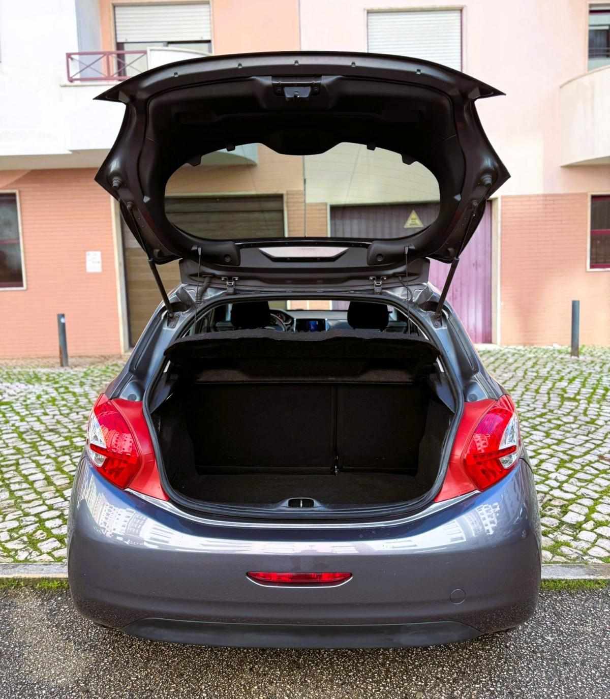 peugeot-208-2012-diesel-1398cc