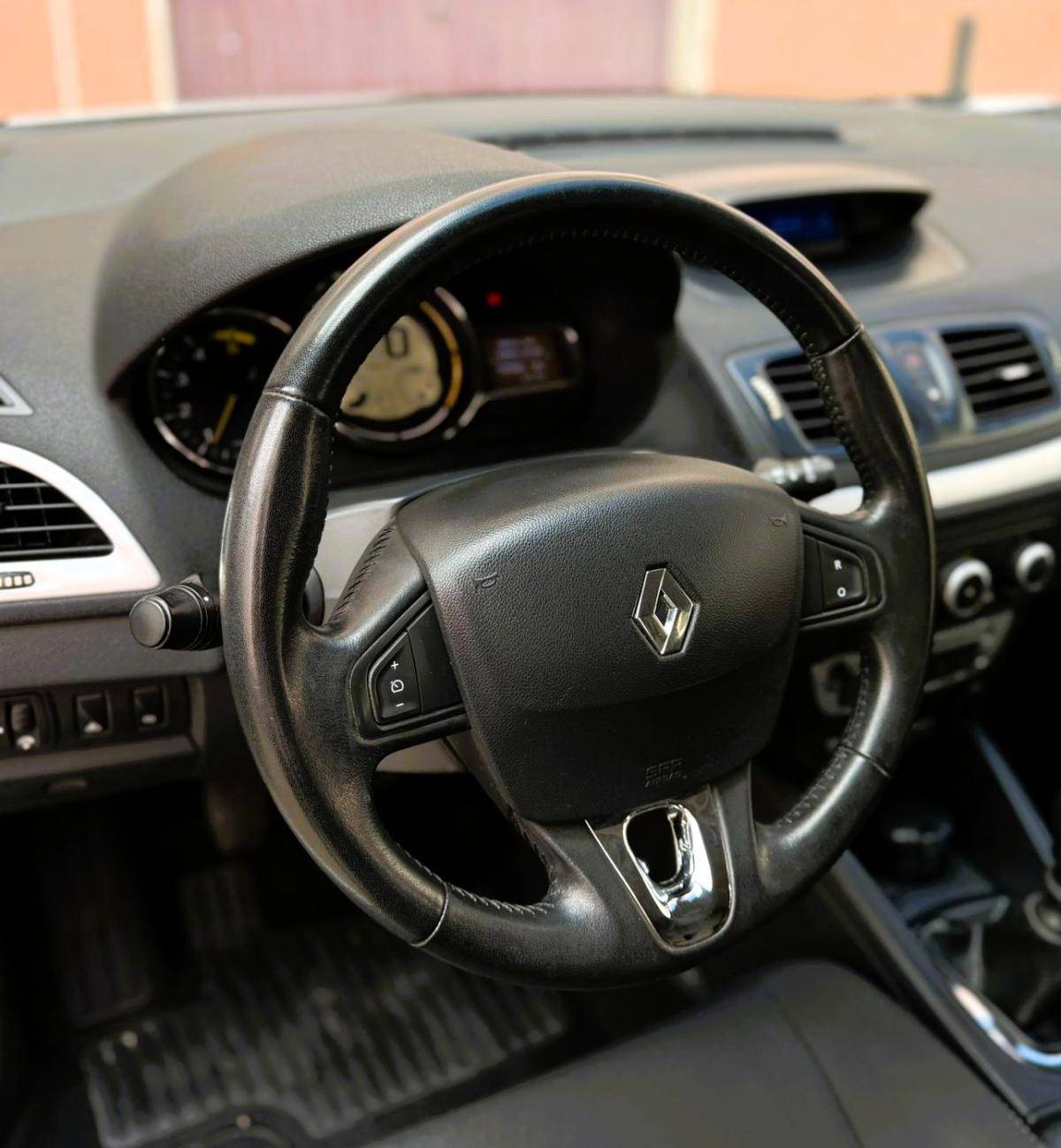 renault-megane-2013-diesel-1461cc