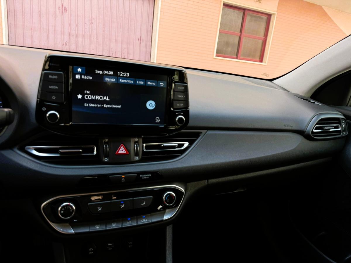 hyundai-i30-2021-diesel-1598cc