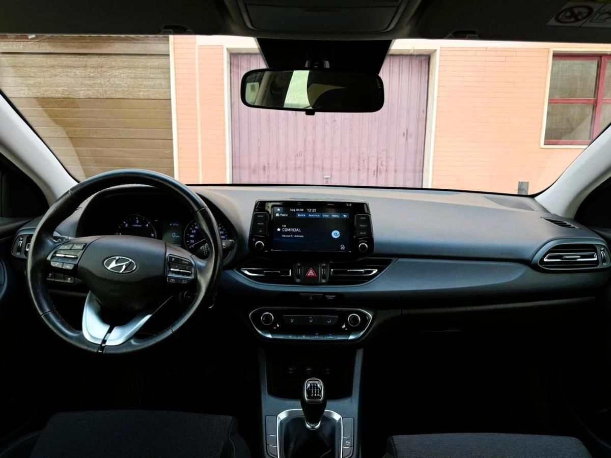 hyundai-i30-2021-diesel-1598cc