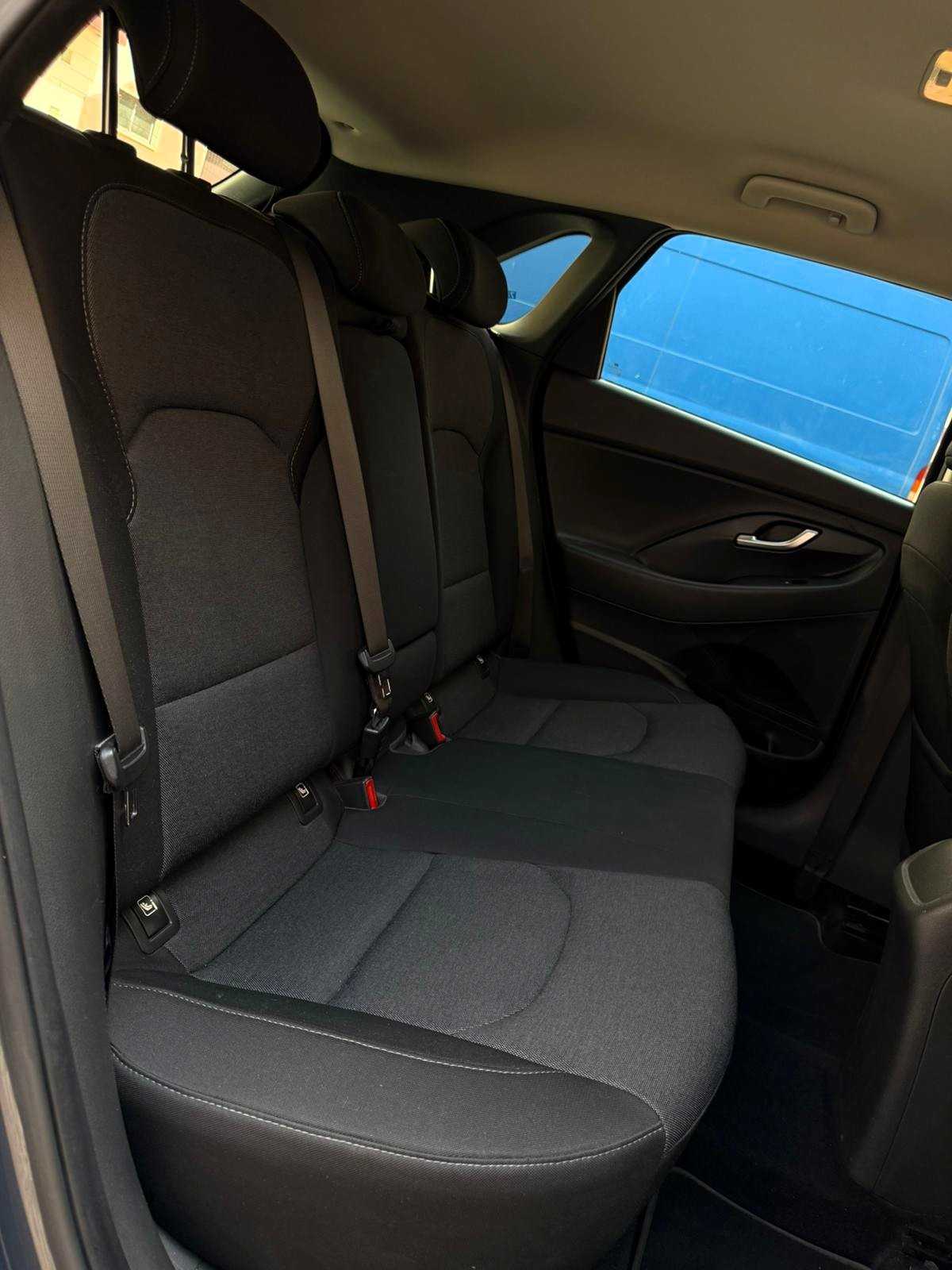 hyundai-i30-2021-diesel-1598cc
