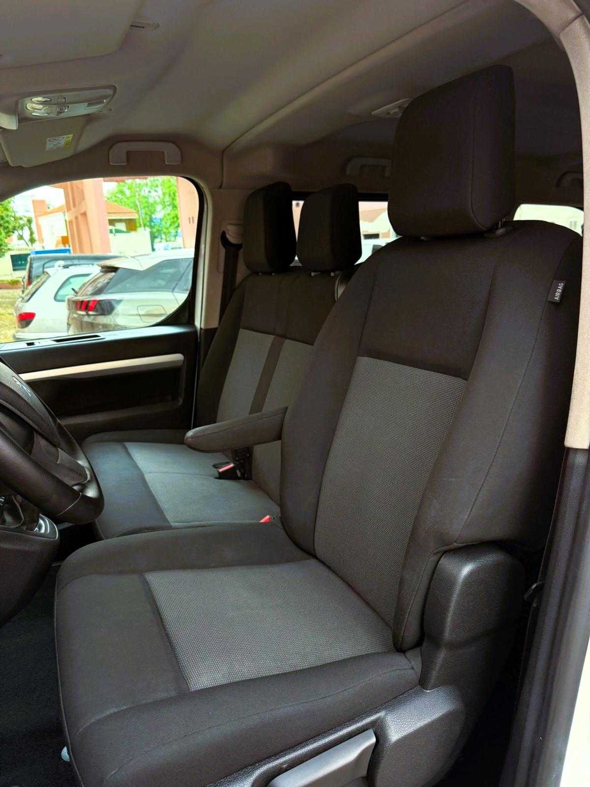 peugeot-traveller-2018-diesel-1560cc