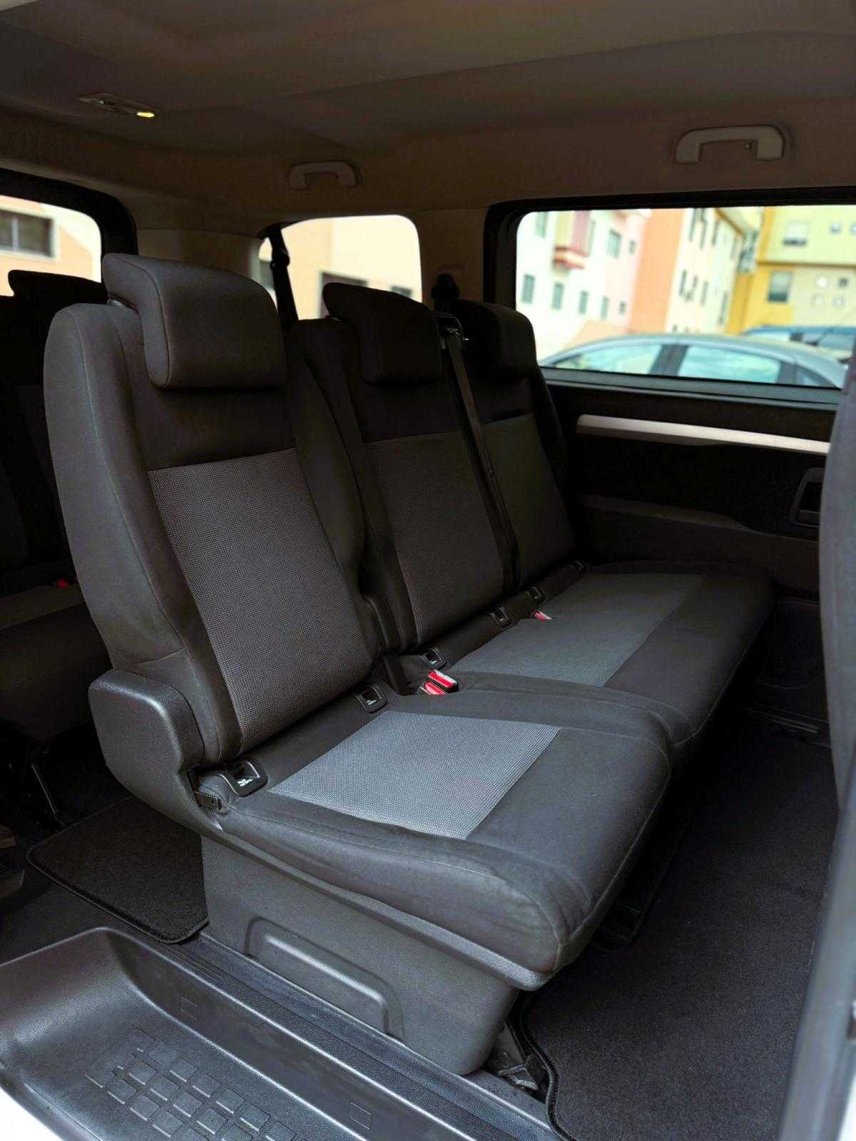 peugeot-traveller-2018-diesel-1560cc