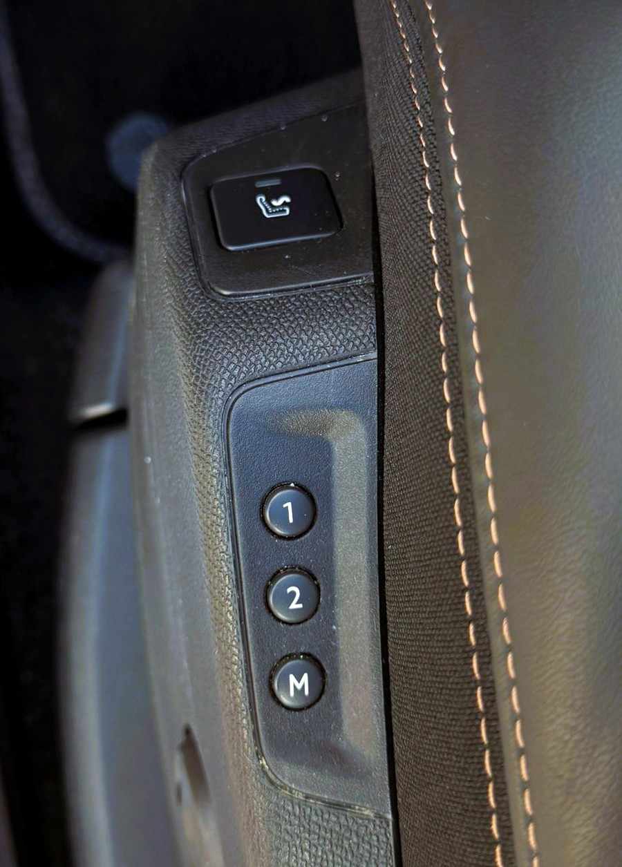 peugeot-3008-2017-diesel-1997cc