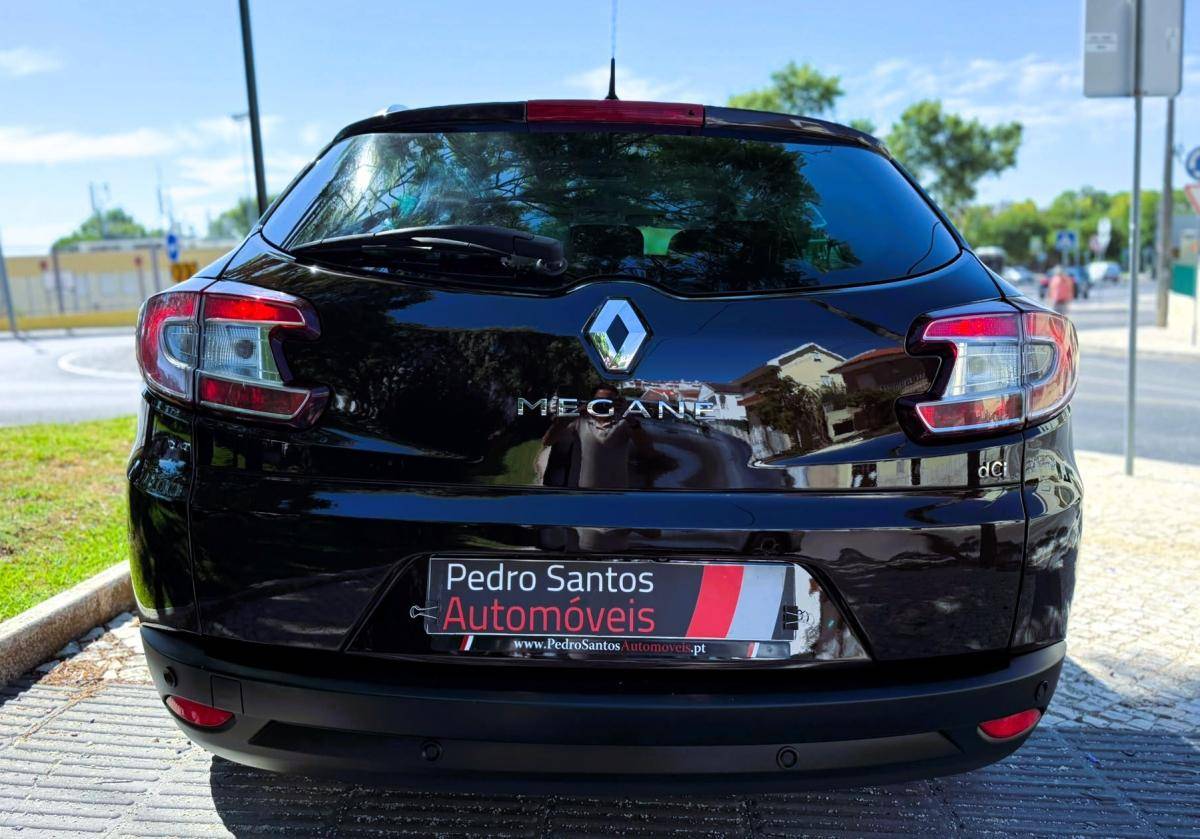 renault-megane-sport-tourer-2013-diesel-1598cc