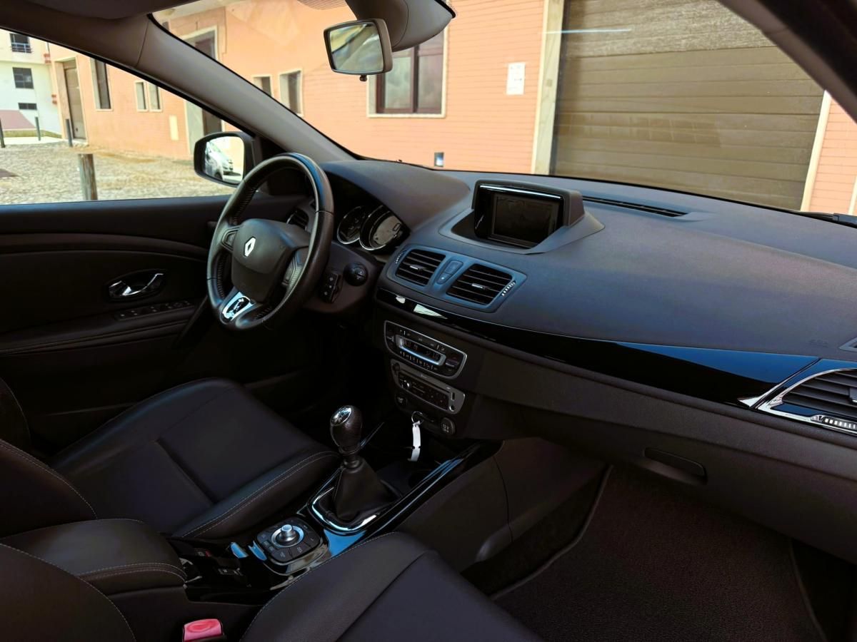 renault-megane-sport-tourer-2013-diesel-1598cc