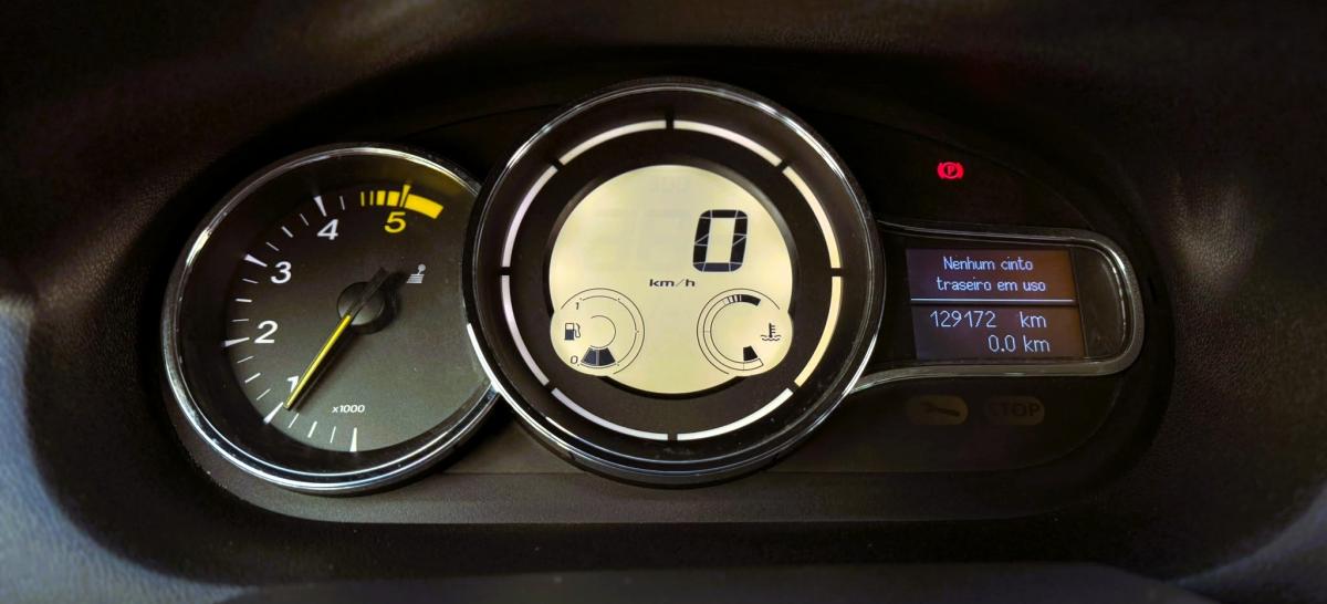 renault-megane-sport-tourer-2013-diesel-1598cc
