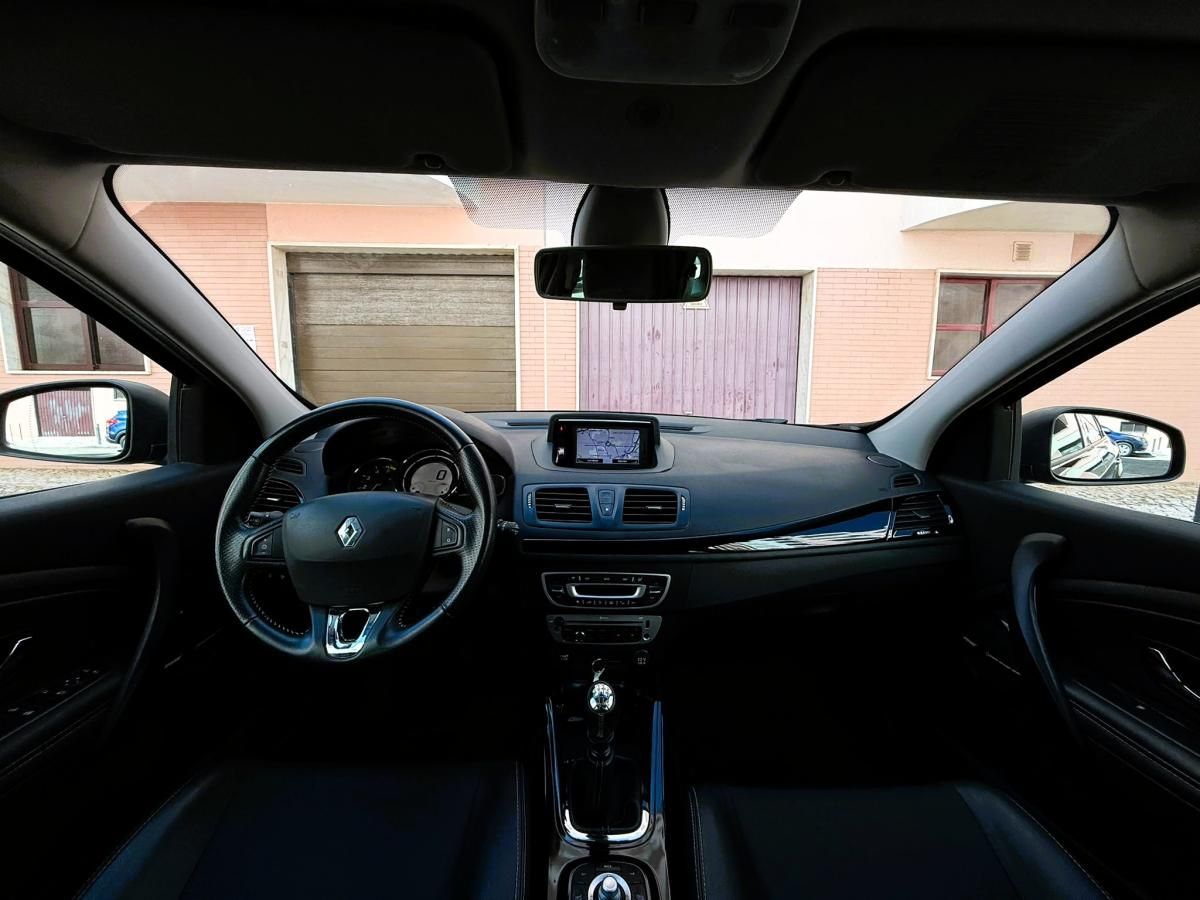 renault-megane-sport-tourer-2013-diesel-1598cc