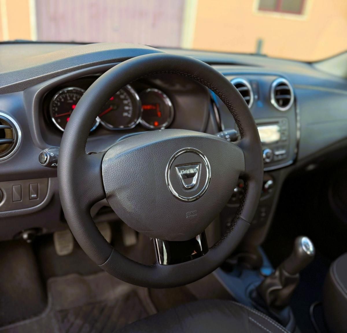 dacia-sandero-2015-diesel-1461cc