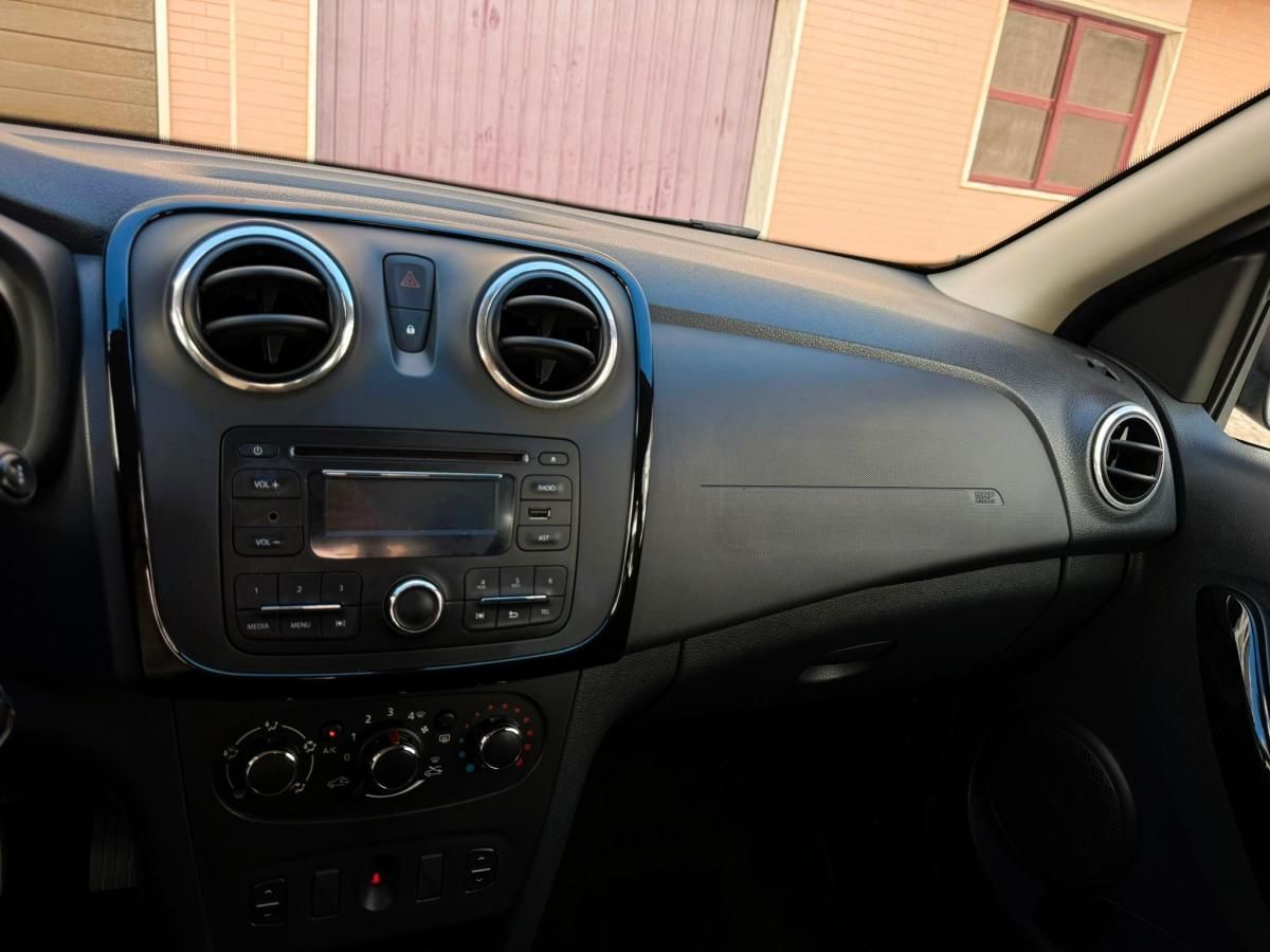 dacia-sandero-2015-diesel-1461cc