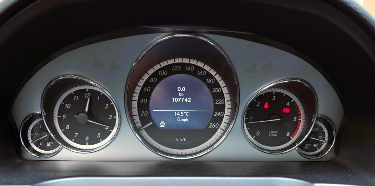 mercedes-benz-classe-e-2011-diesel-2143cc