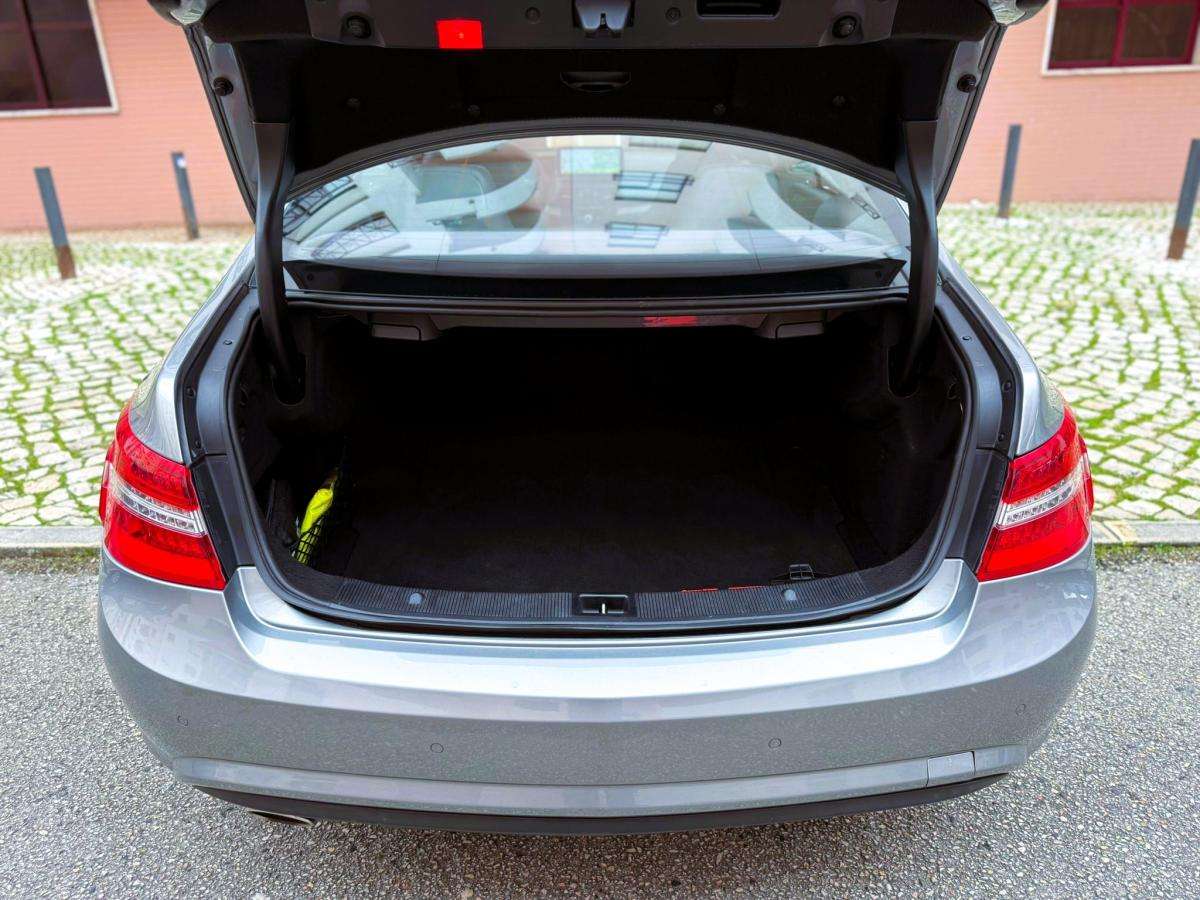 mercedes-benz-classe-e-2011-diesel-2143cc