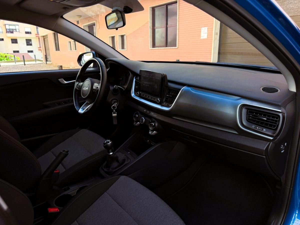 kia-stonic-2024-gasolina-1197cc