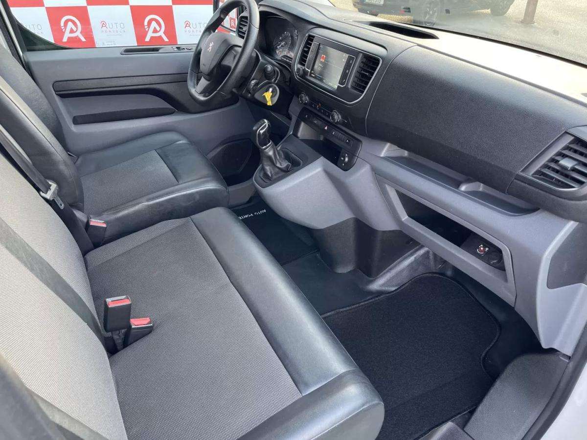peugeot-expert-2019-diesel-1560cc