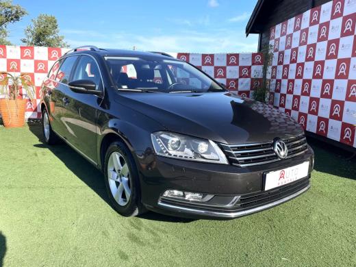 volkswagen-passat-variant-2011-diesel-1598cc