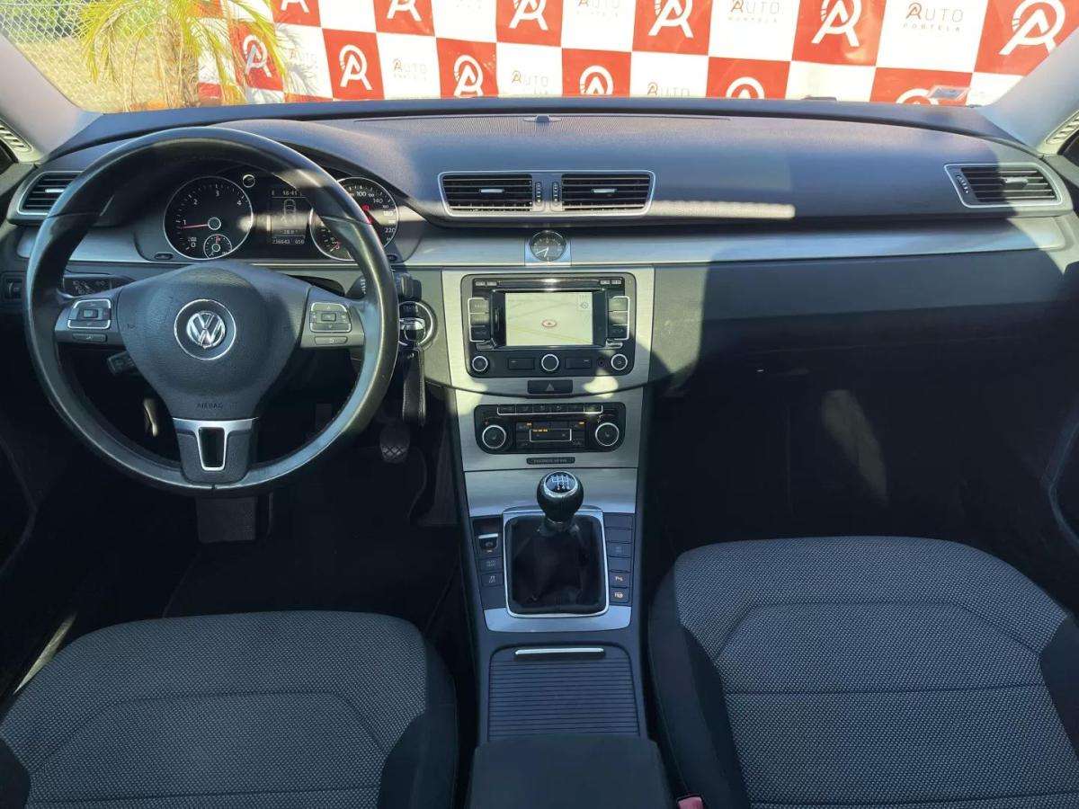 volkswagen-passat-variant-2011-diesel-1598cc