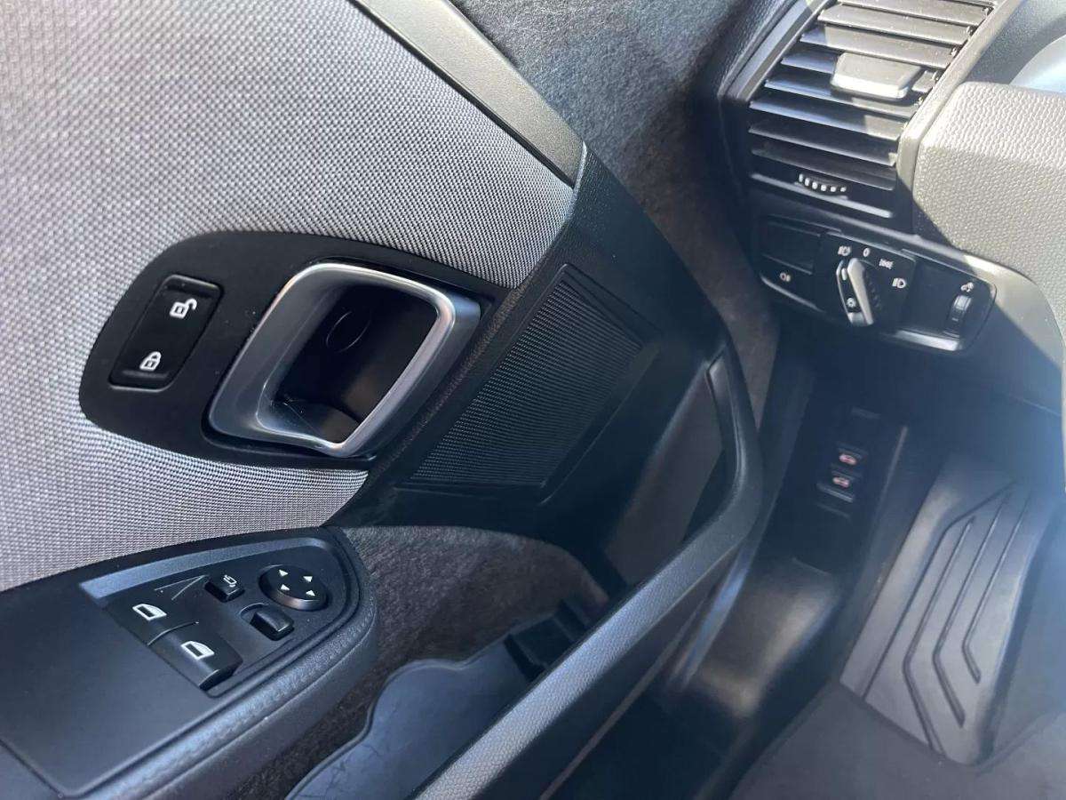bmw-i3-2020-eletrico-200cc