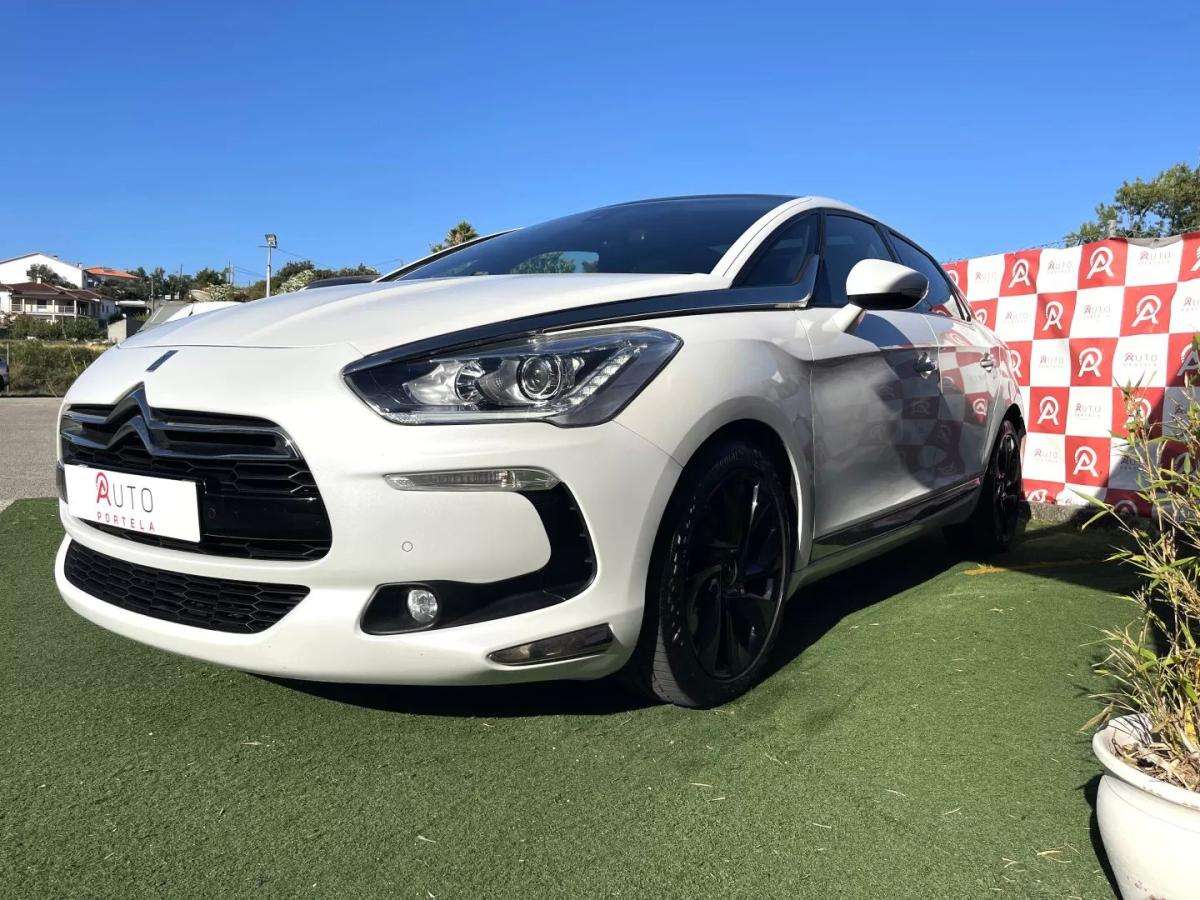 citroen-ds5-2013-diesel-1997cc