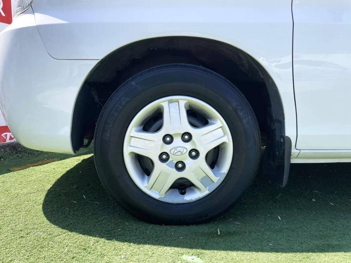 hyundai-h-1-2003-diesel-2500cc