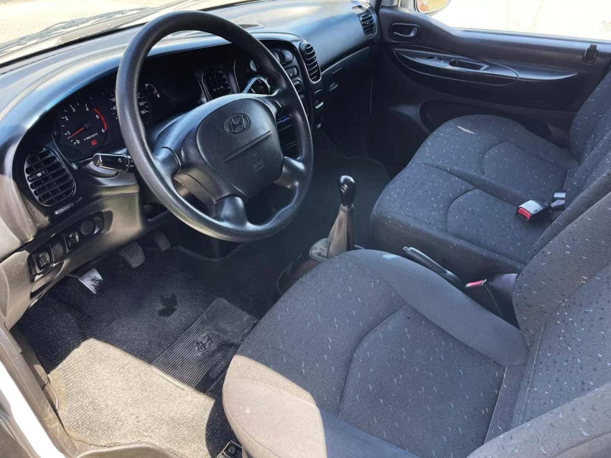 hyundai-h-1-2003-diesel-2500cc