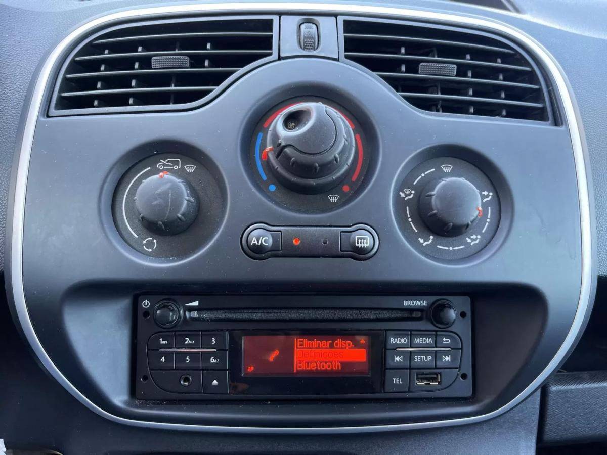 renault-kangoo-2021-diesel-1500cc