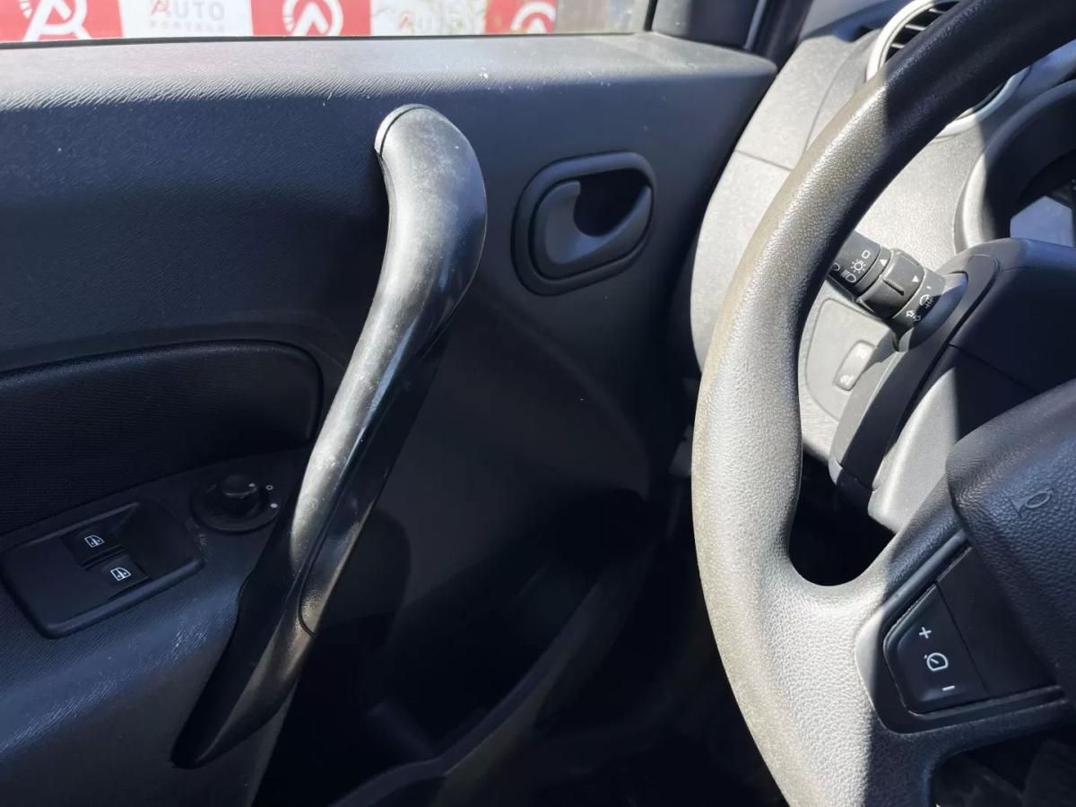 renault-kangoo-2021-diesel-1500cc