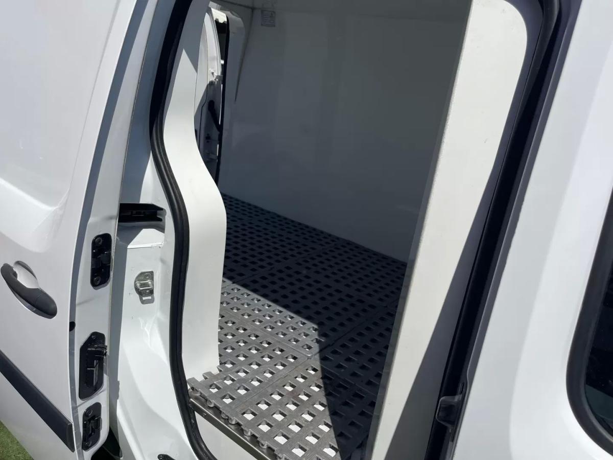 renault-kangoo-2021-diesel-1500cc