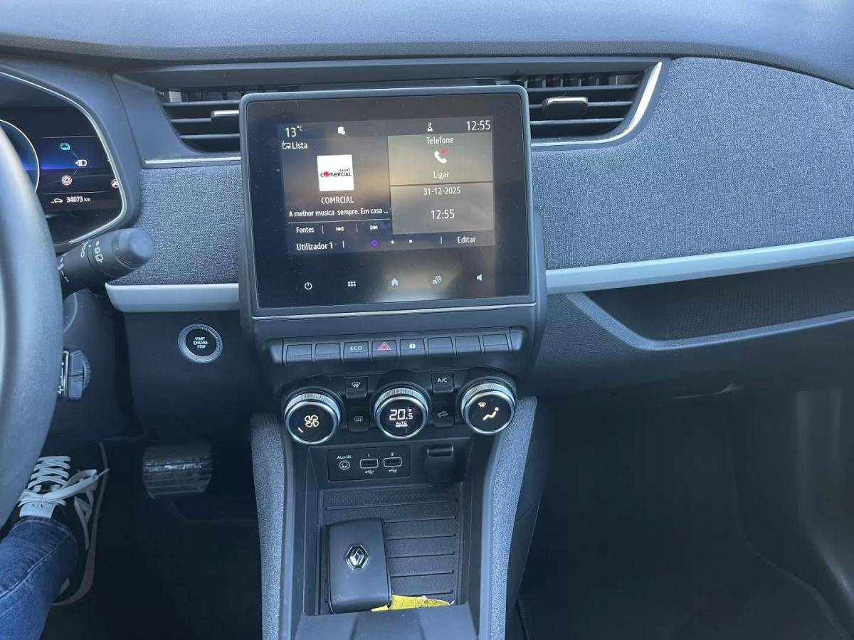 renault-zoe-2021-eletrico-200cc