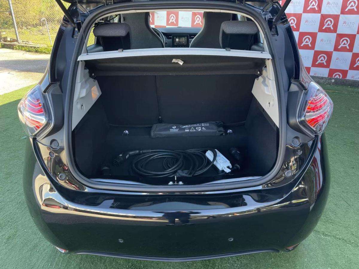 renault-zoe-2021-eletrico-200cc