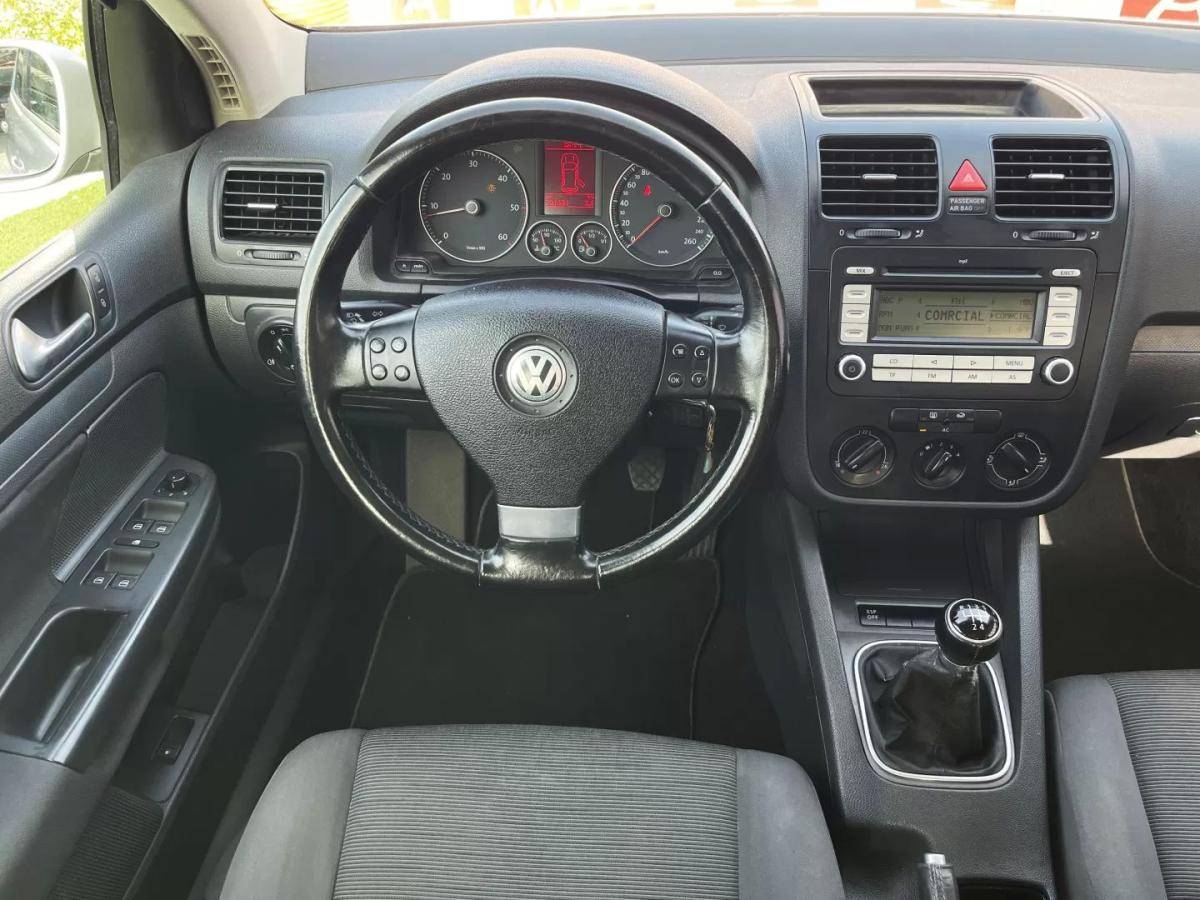 volkswagen-golf-2008-diesel-1896cc