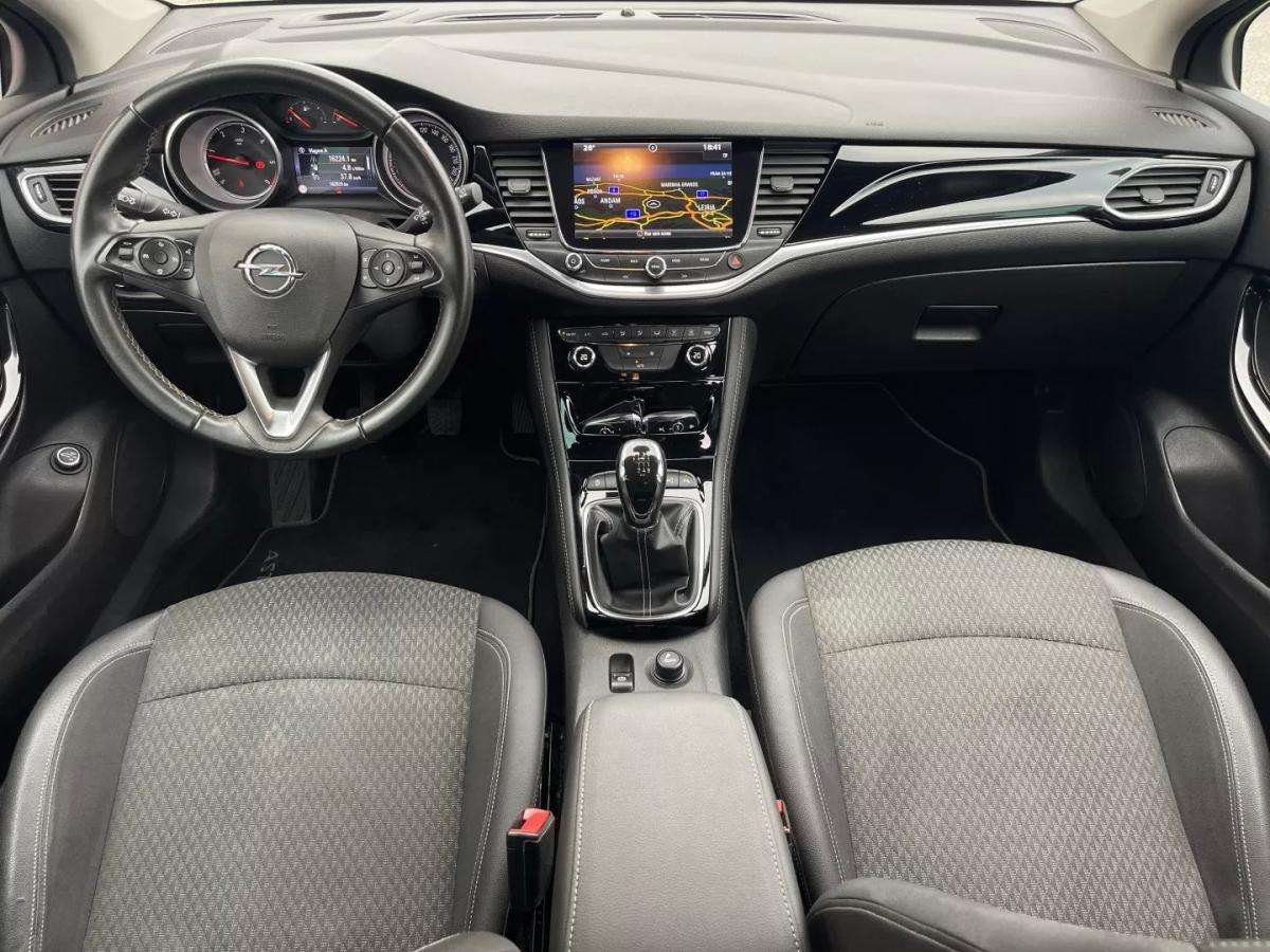 opel-astra-2018-diesel-1598cc