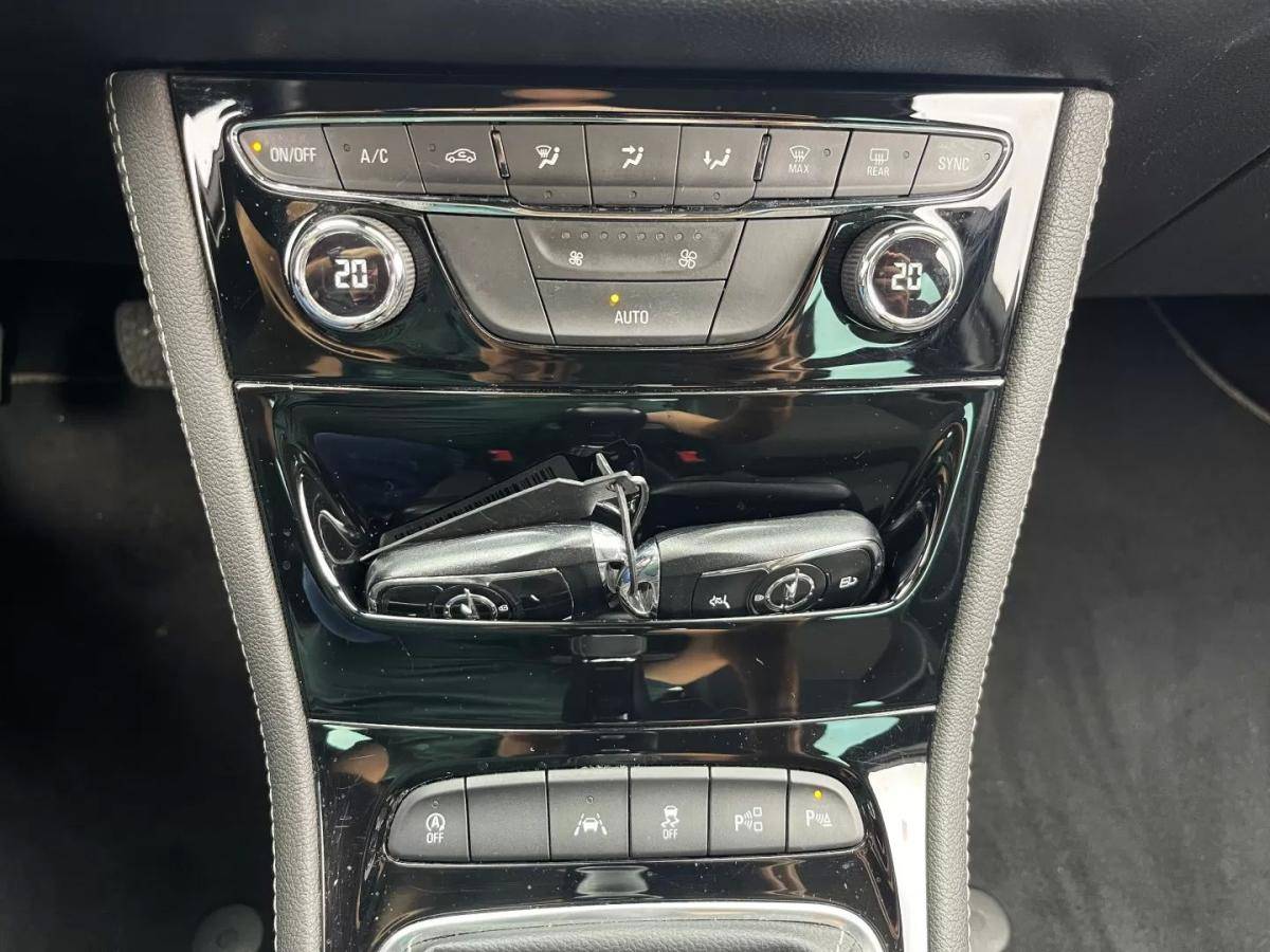 opel-astra-2018-diesel-1598cc