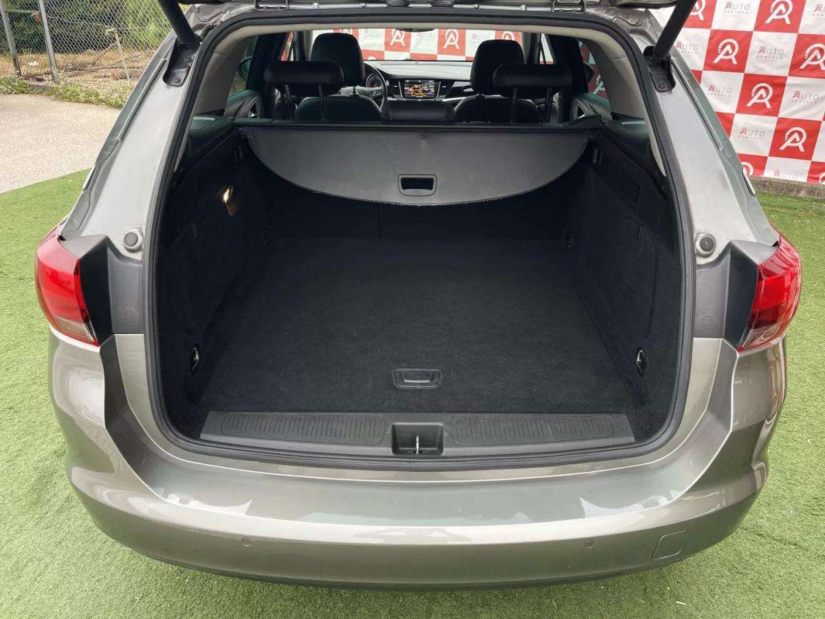 opel-astra-2018-diesel-1598cc