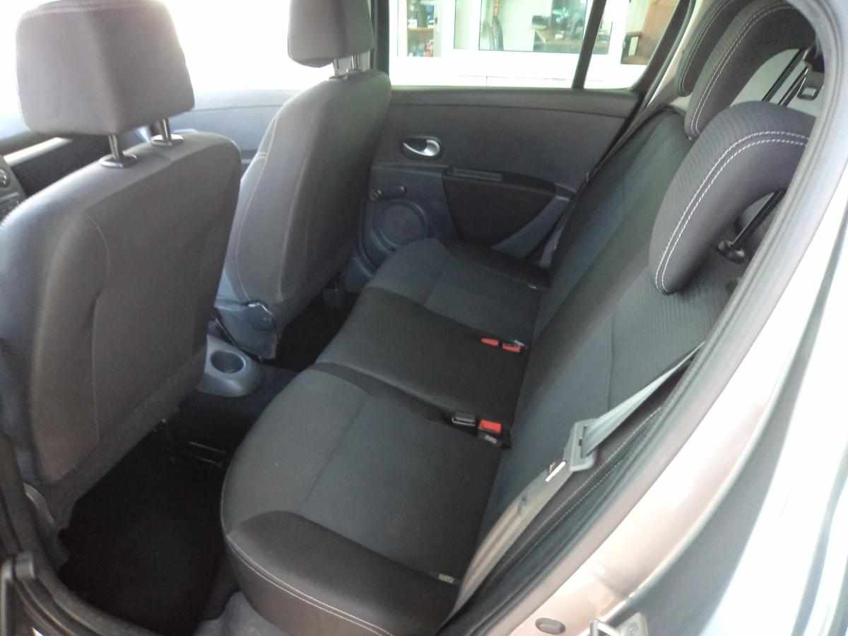renault-clio-1-2-2010-gasolina-1149cc